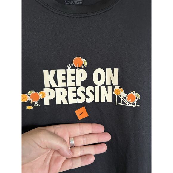 Nike Athletic Shirt “Keep on Pressin’” Dri-Fit Training T-Shirt Orange Juice L - Picture 2 of 5